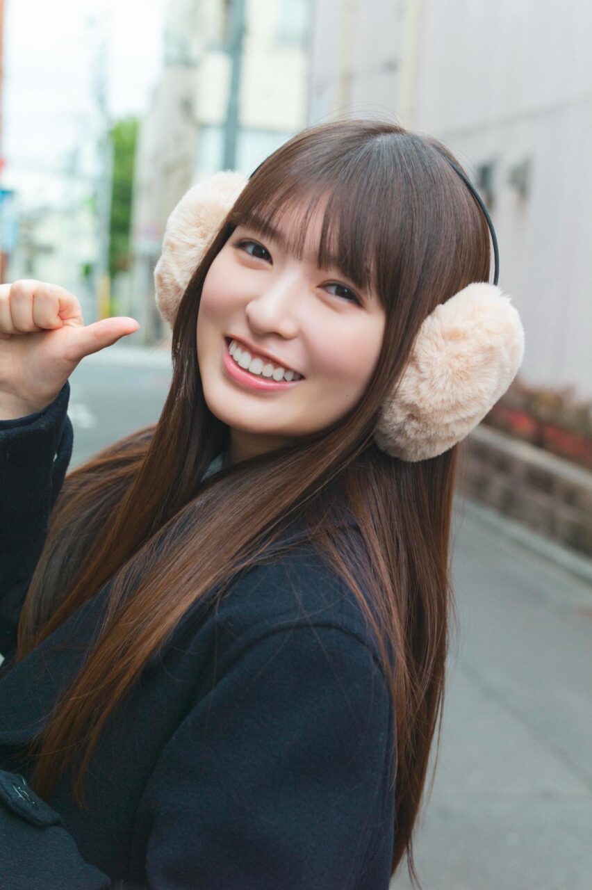 乃木坂46 小川彩が表紙・巻頭に登場！乃木坂46 川端晃菜、櫻坂46 中川智尋も！「B.L.T.graduation 2026 中学・高校卒業」3/24発売決定！